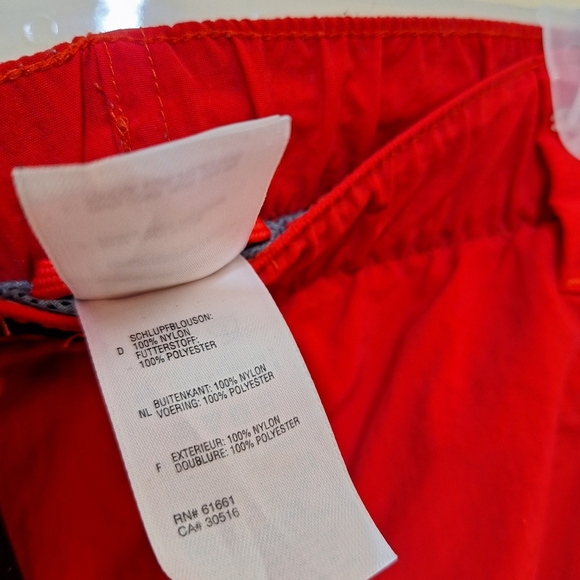 The North Face Red Shorts - Picture 5 of 8